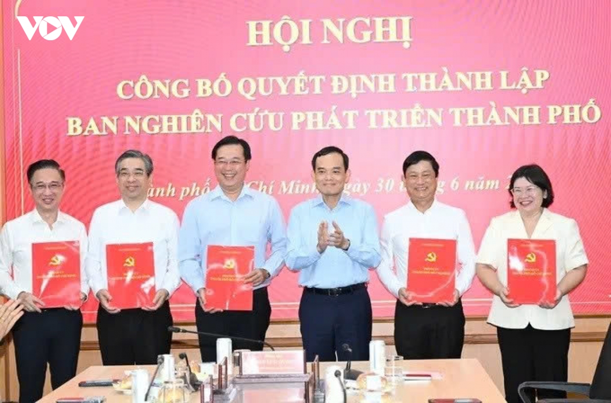 Ông Trần Lưu Quang làm Trưởng ban Nghiên cứu phát triển TP.HCM